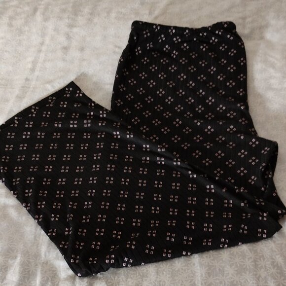 Flora Nikrooz 2 Piece Pajama/Lounging Set Size xl Chic Pjs - Picture 6 of 8